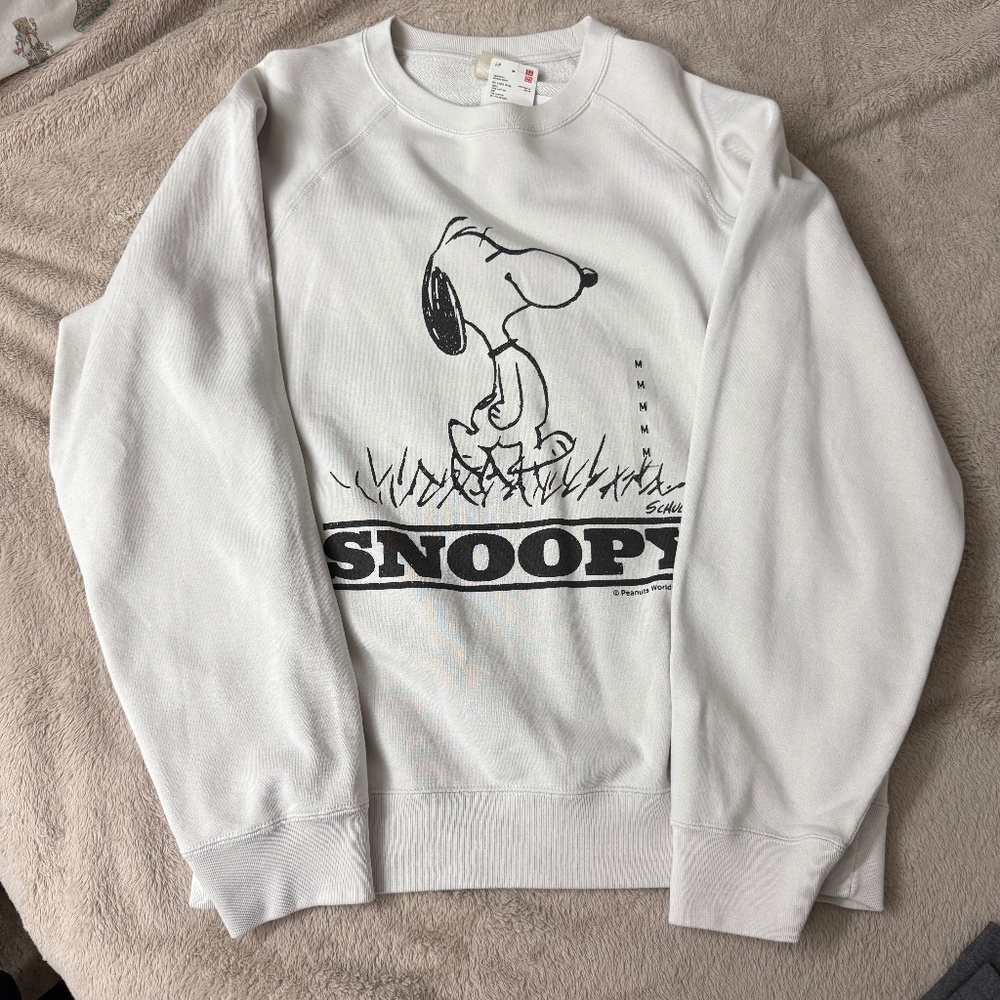 Peanuts snoopy sweatshirt